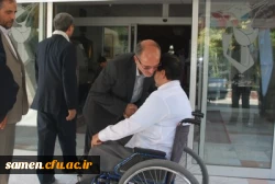 عیادت از جانبازان دفاع مقدس