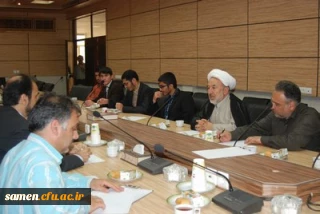 برگزاری جلسه هم اندیشی مسؤلین مرکز  و مدیران گروهها با نمایندگان دانشجویان
در هفته نکو داشت مقام معلم