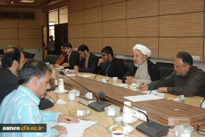 برگزاری جلسه هم اندیشی مسؤلین مرکز  و مدیران گروهها با نمایندگان دانشجویان
در هفته نکو داشت مقام معلم