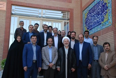 حجه الاسلام کریمی ریاست مرکز آموزش عالی ثامن الحجج ع مشهد به افتخار بازنشستگی نائل آمدند