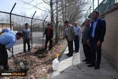 برگزاری آیین  حسنه مراسم درختکاری در دانشگاه فرهنگیان خراسان رضوی  واحد ثامن الحجج ( ع) مشهد مقدس