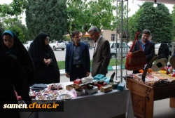 حضور معاون آموزشی پژوهشی مدیریت امور پردیس ها و مراکز دانشگاه فرهنگیان خراسان رضوی در نمایشگاه صنایع دستی و هنرهای تجسمی نارنج و ترنج واحد ثامن الحجج (ع)
