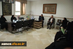 حضور معاون آموزشی پژوهشی مدیریت امور پردیس ها و مراکز دانشگاه فرهنگیان خراسان رضوی در نمایشگاه صنایع دستی و هنرهای تجسمی نارنج و ترنج واحد ثامن الحجج (ع)