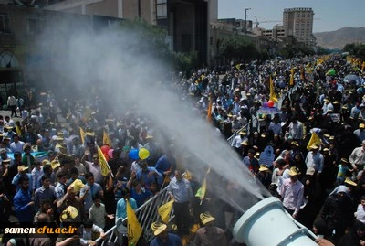 حضور کارکنان و دانشجویان دانشگاه فرهنگیان واحد ثامن الحجج (ع) در مراسم راهپیمایی روز قدس