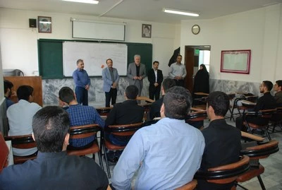 حضور دکتر مجتبوی مدیریت محترم امورپردیسها دانشگاه فرهنگیان خراسان رضوی از کلاسهای آموزشی واحد ثامن الحجج (ع) مشهد