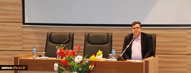 سرپرست دانشگاه فرهنگیان دکتر خنیفر در آئین اختتامیه دومین جشنواره دانشجومعلمان پژوهشگر