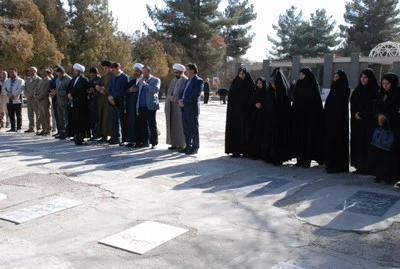 تجدید میثاق کارکنان دانشگاه فرهنگیان خراسان رضوی با شهدای انقلاب اسلامی