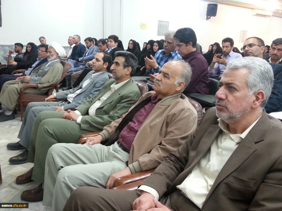 آئین گرامی داشت هفته معلم با حضور هنرمندان صدا و سیما خراسان رضوی در واحد دانشگاهی ثامن الحجج (ع) مشهد برگزار گردید .