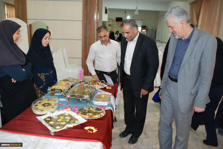 برگزاری جشنواره ذائقه ایرانی غذای ایرانی در واحد دانشگاهی ثامن الحجج (ع) مشهد