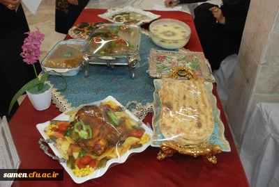 برگزاری جشنواره ذائقه ایرانی غذای ایرانی در واحد دانشگاهی ثامن الحجج (ع) مشهد