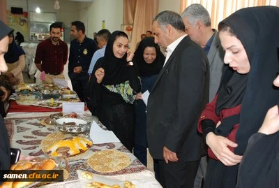 برگزاری جشنواره ذائقه ایرانی غذای ایرانی در واحد دانشگاهی ثامن الحجج (ع) مشهد