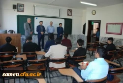 حضور دکتر میرشجاعیان ریاست محترم واحد دانشگاهی ثامن الحجج (ع) در کلاس های آموزشی