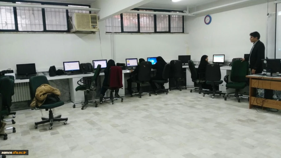 اولین کارگاه پژوهشی با عنوان (( آشنایی با پایگاه های اطلاعاتی و نحوه جستجو در آنها ))