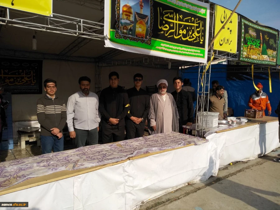 حضور دانشجویان دانشگاه فرهنگیان واحد ثامن الحجج ( ع) در آئین استقبال از زائرین حضرت علی ابن موسی الرضا ( ع)