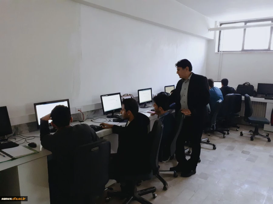 برگزاری کارگاه مقدماتی " آشنایی با پایگاه های اطلاعاتی "