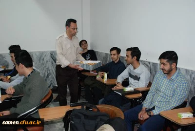 حضور مسئولین دانشگاه فرهنگیان واحد ثامن الحجج (ع) در کلاس های آموزشی و گرامی داشت روز ولادت حضرت زهرا (س)