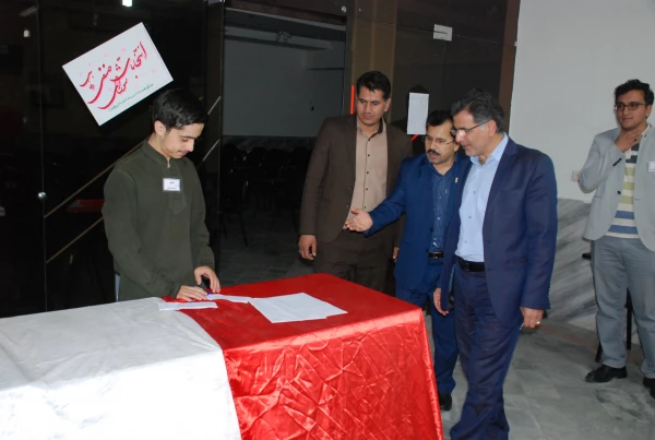 برگزاری انتخابات شورای صنفی رفاهی دانشگاه فرهنگیان مرکز ثامن الحجج (ع)