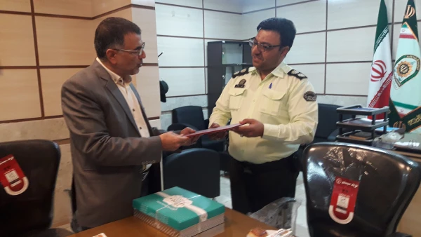 تبریک به پرسنل محترم کلانتری 7 تیر به مناسبت بزرگداشت هفته مقدس نیروی انتظامی 2