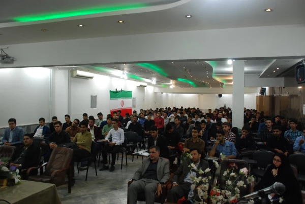 برگزاری جلسه توجیهی آموزشی و مراسم آغازین سال تحصیلی دانشجویان جدید الورود  کارشناسی پیوسته رشته های دبیری  6