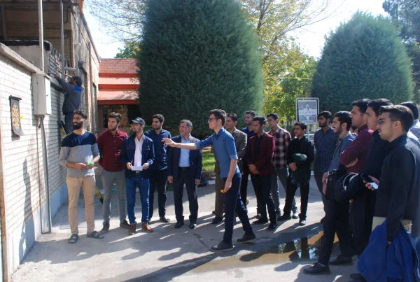 برگزاری مسابقات ورزشی به مناسبت هفته تربیت بدنی در واحد دانشگاهی ثامن الحجج(ع) 2