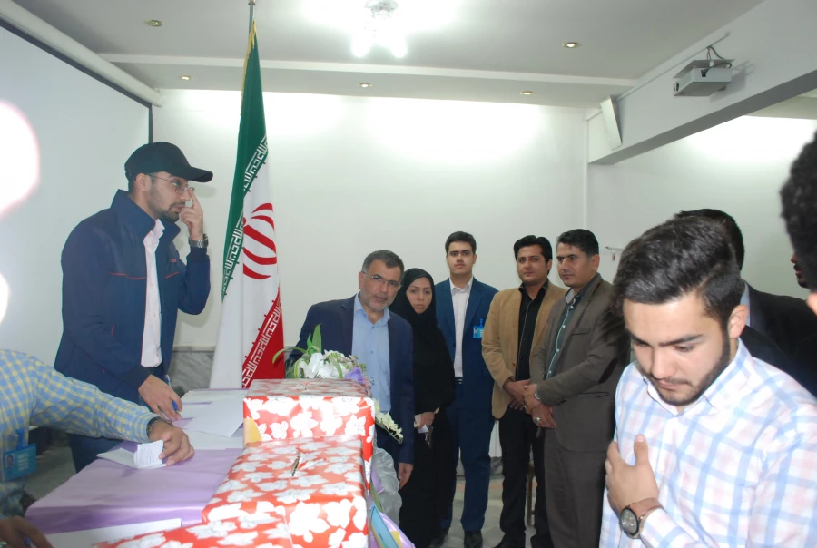 برگزاری انتخابات انجمن علمی واحد دانشگاهی ثامن الحجج(ع) 2