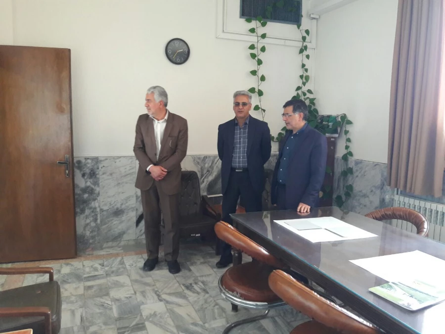 انتصاب و معارفه جناب آقای دکتر وزیری به سمت معاونت هماهنگی واحد دانشگاهی ثامن الحجج(ع) 2