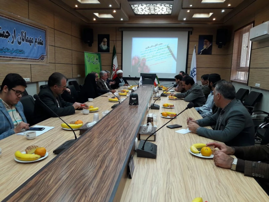 انتصاب و معارفه جناب آقای دکتر وزیری به سمت معاونت هماهنگی واحد دانشگاهی ثامن الحجج(ع) 2