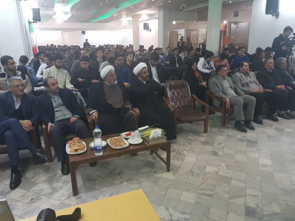 برگزاری مراسم روز 16 آذر در واحد دانشگاهی ثامن الحجج(ع) 2