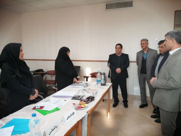 بازدید معاونین محترم مدیر کل آموزش و پرورش استان از روند برگزاری مصاحبه جدیدالاستخدامی آموزش و پرورش(بهمن 98) 2