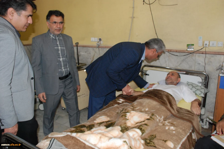 بازدید از جانبازان قطع نخاعی در مرکز توانبخشی امام خمینی (ره) در بوستان ملت مشهد مقدس در دهه مبارک فجر 3