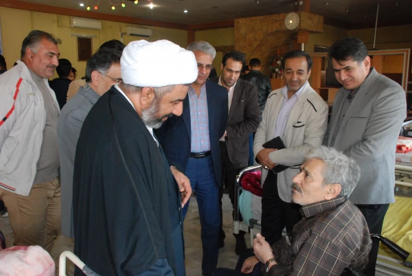 بازدید از جانبازان قطع نخاعی در مرکز توانبخشی امام خمینی (ره) در بوستان ملت مشهد مقدس در دهه مبارک فجر 6