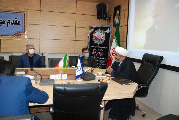 آئین گرامی داشت سالگرد شهادت سردار حاج قاسم سلیمانی در واحد دانشگاهی ثامن الحجج ( ع) مشهد 2