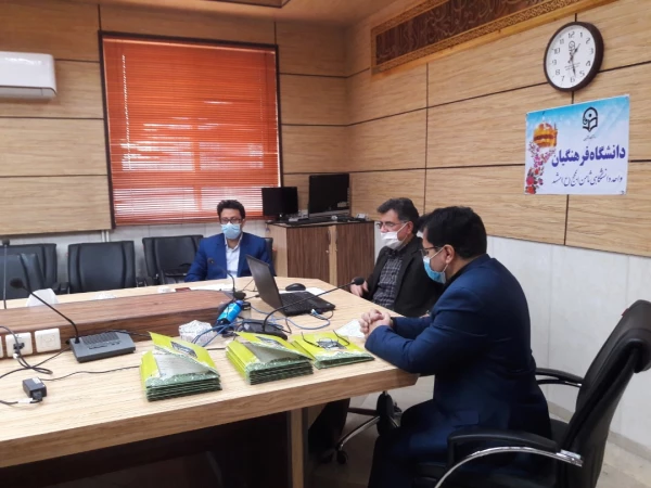 جلسه معارفه دبیران کانون ها و انجمن های علمی واحد دانشگاهی ثامن الحجج(ع) برگزار شد. 2