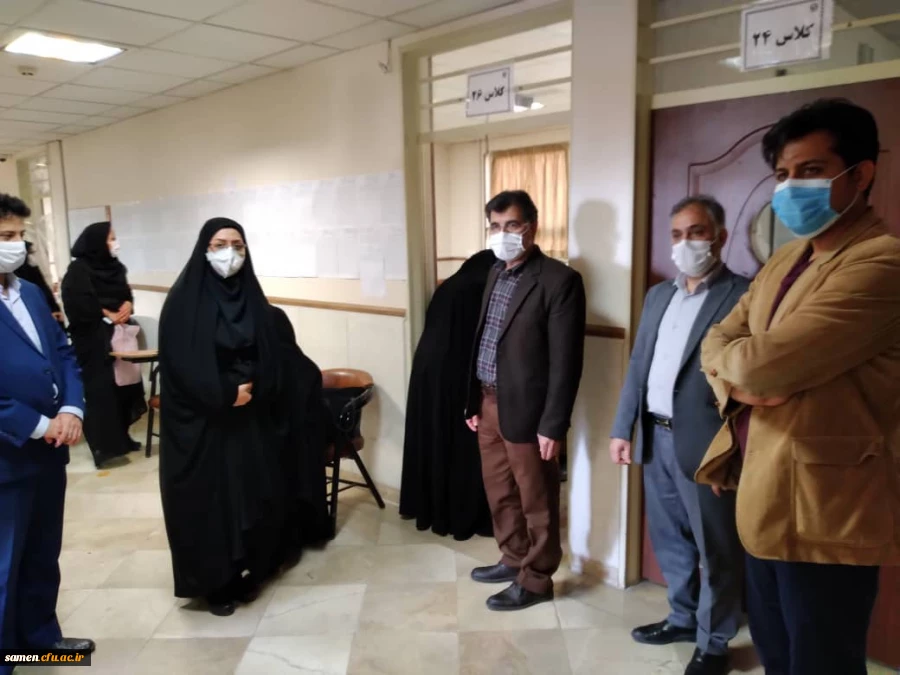 بازدید مدیریت محترم دانشکده جناب دکتر میرشجاعیان از روند ثبت نام دانشجویان مهارت آموز حق التدریس 2