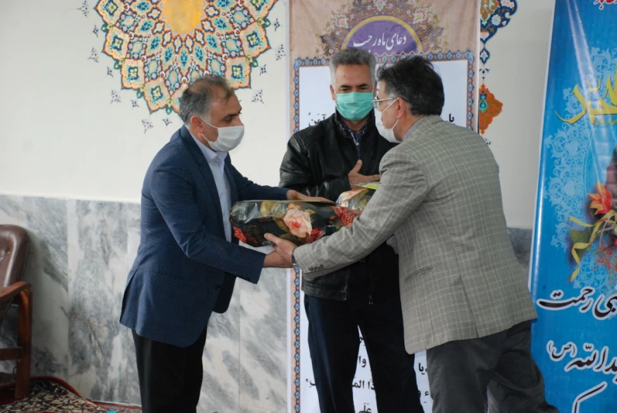 آیین گرامی ۲۲ اسفند ماه روز بزرگداشت شهدا در واحد دانشگاهی ثامن الحجج (ع)مشهد 4