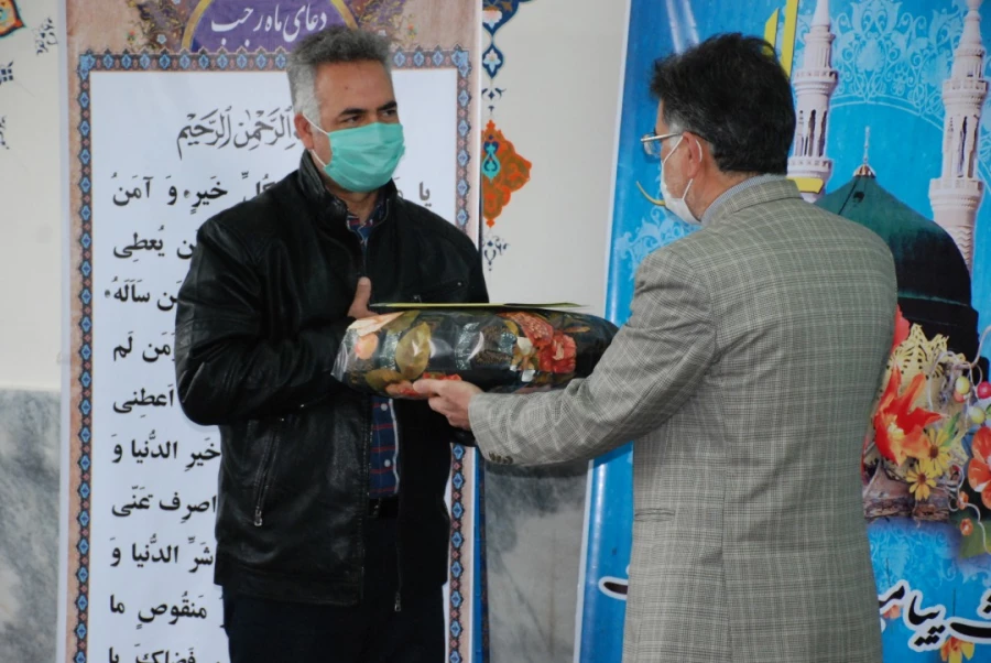 آیین گرامی ۲۲ اسفند ماه روز بزرگداشت شهدا در واحد دانشگاهی ثامن الحجج (ع)مشهد 5