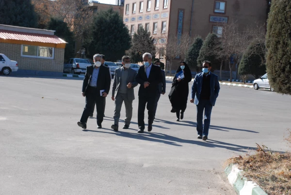 بازدید مدیر کل حوزه نظارت و ارزیابی  و تضمین کیفیت دانشگاه فرهنگیان از دانشگاه ثامن الحجج ( ع) 8