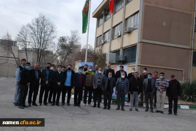 برگزاری مراسم  زنگ انقلاب  و گرامی داشت چهل و سومین سالگرد پیروزی انقلاب اسلامی در نخسنین روز ایام الله دهه فجر در واحد دانشگاهی ثامن الحجج ( ع)