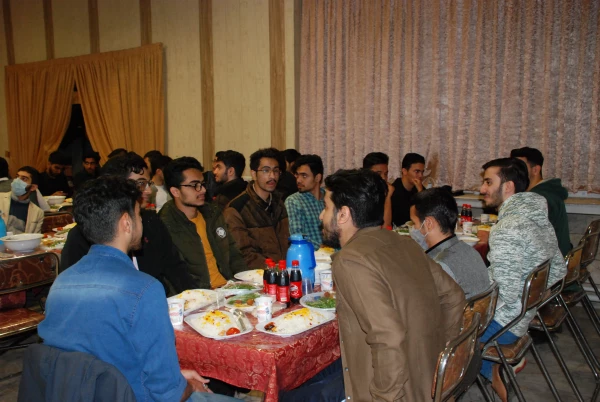 ضیافت افطار دانشجویان دانشگاه فرهنگیان واحد ثامن الحجج ( ع) مشهد
 2