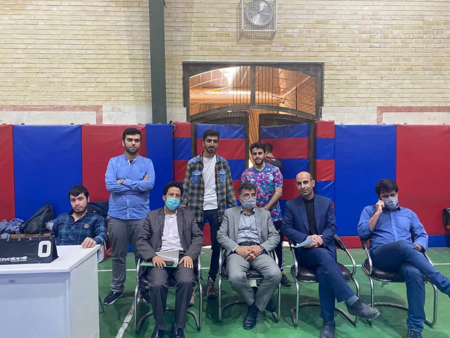 بازدید ریاست دانشگاه از مسابقات پینک پنگ