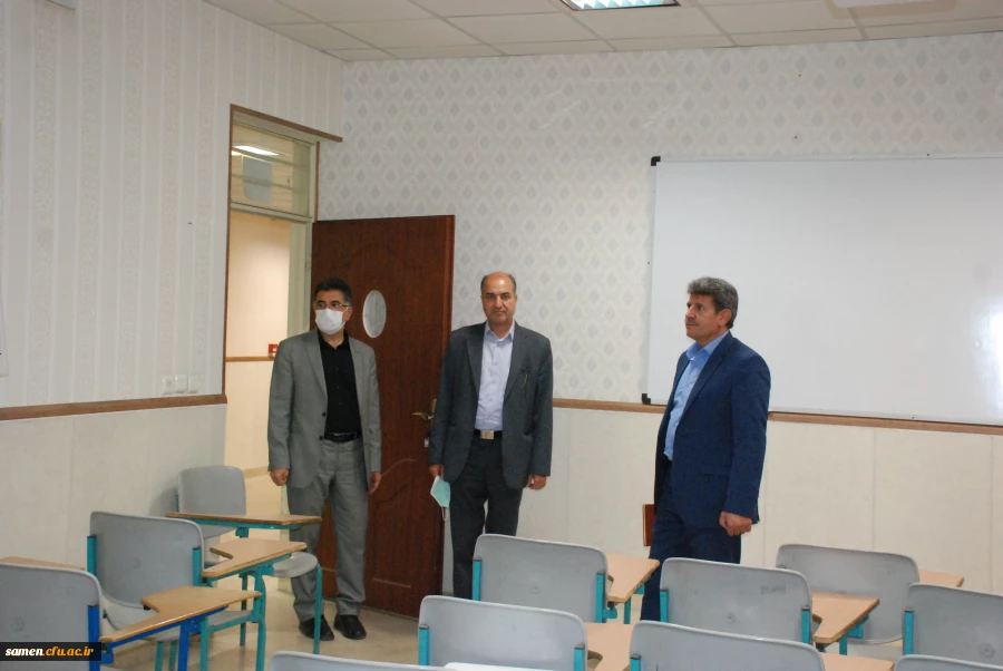 بازدید آقای دکتر موسوی سرپرست معاونت پژوهش و فناوری دانشگاه به همراه آقای دکتر دیمه کار مدیریت امور پردیس های خراسان رضوی در طرح سفیران مهر از واحد دانشگاهی ثامن الحجج(ع) مشهد 2