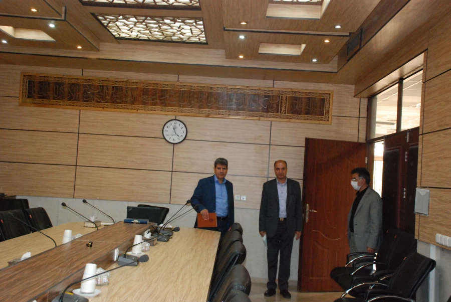 بازدید آقای دکتر موسوی سرپرست معاونت پژوهش و فناوری دانشگاه به همراه آقای دکتر دیمه کار مدیریت امور پردیس های خراسان رضوی در طرح سفیران مهر از واحد دانشگاهی ثامن الحجج(ع) مشهد 3