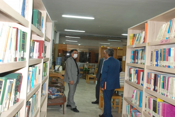 بازدید آقای دکتر موسوی سرپرست معاونت پژوهش و فناوری دانشگاه به همراه آقای دکتر دیمه کار مدیریت امور پردیس های خراسان رضوی در طرح سفیران مهر از واحد دانشگاهی ثامن الحجج(ع) مشهد 4