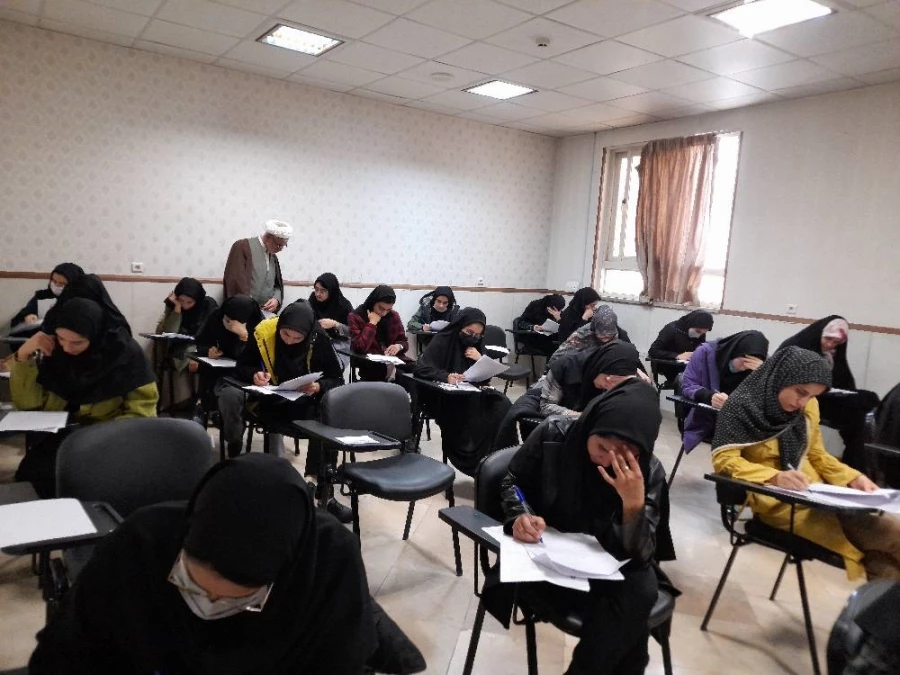 فرآیند برگزاری امتحانات پایان ترم 4