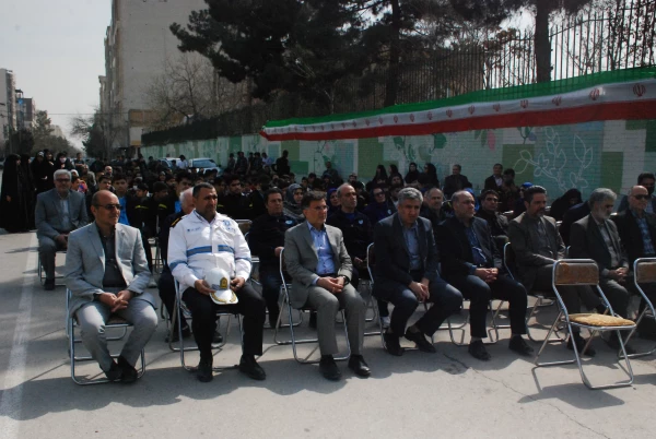  کاشت 110 اصله نهال به همت شهرداری منطقه 11 مشهد و مشارکت دانشگاه فرهنگیان-  واحد دانشگاهی ثامن الحجج(ع) مشهد 5