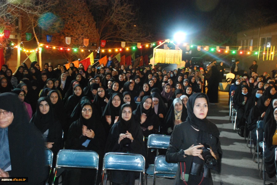 به مناسبت ولادت با سعادت یگانه منجی عالم بشریت حضرت مهدی (عج) جشن با شکوهی برگزار گردید. 7