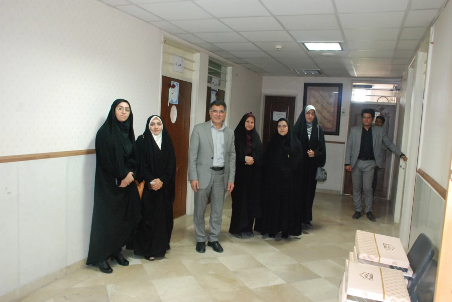 به مناسبت روز معلم و دهه ی  سرآمدی آموزش برگزار گردید. 6