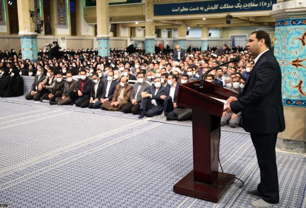 سرمایه گذاری بیشتر بر روی تقویت زیرساختها و ظرفیتهای دستگاههای تربیت معلم بخصوص دانشگاه فرهنگیان 4