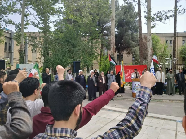 تجمع دانشجویان و اساتید دانشگاه فرهنگیان مشهد مقدس در
حمایت از مردم مظلوم غزه و فلسطین
 4