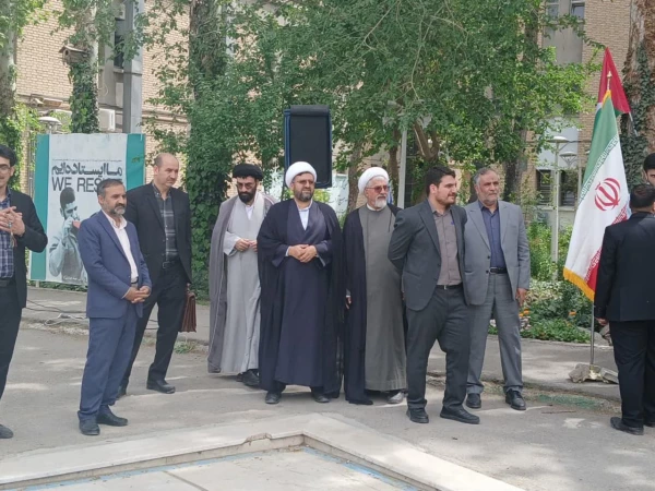 تجمع دانشجویان و اساتید دانشگاه فرهنگیان مشهد مقدس در
حمایت از مردم مظلوم غزه و فلسطین
 6